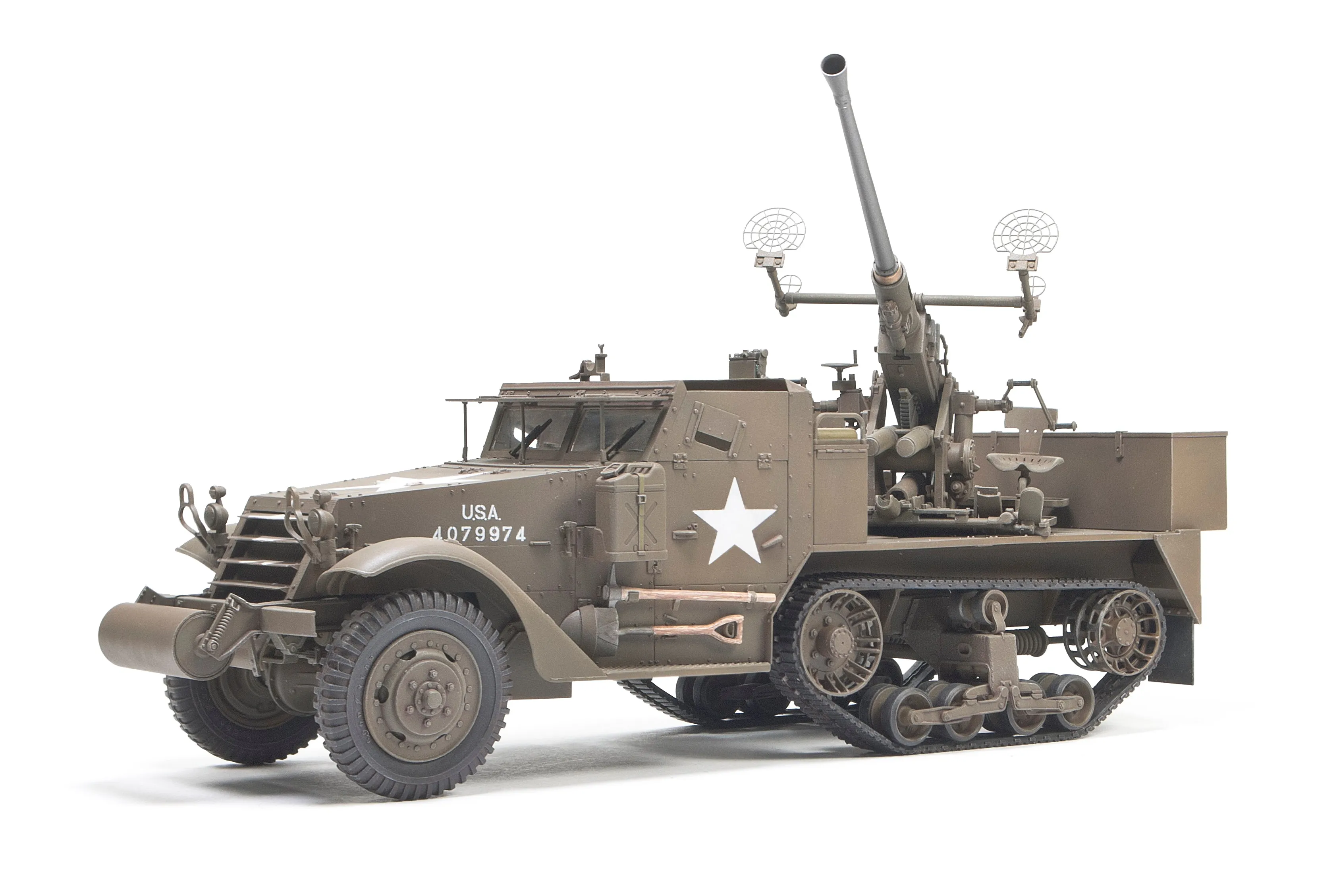 AFV Club 1/35 US Army M34 40mm Self-Propelled Anti-Aircraft Gun Motor Carriage Halftrack Korean War Kit