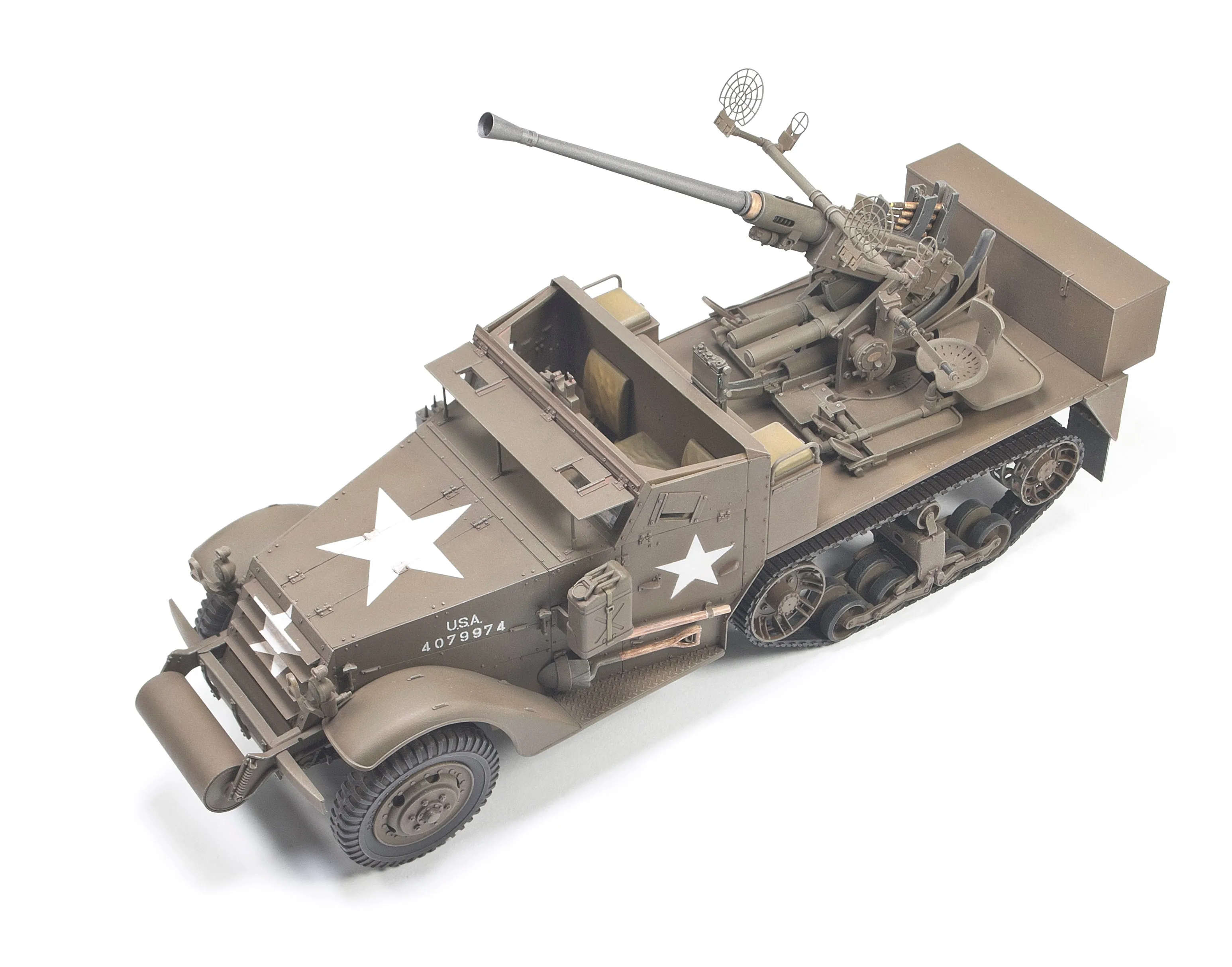 AFV Club 1/35 US Army M34 40mm Self-Propelled Anti-Aircraft Gun Motor Carriage Halftrack Korean War Kit