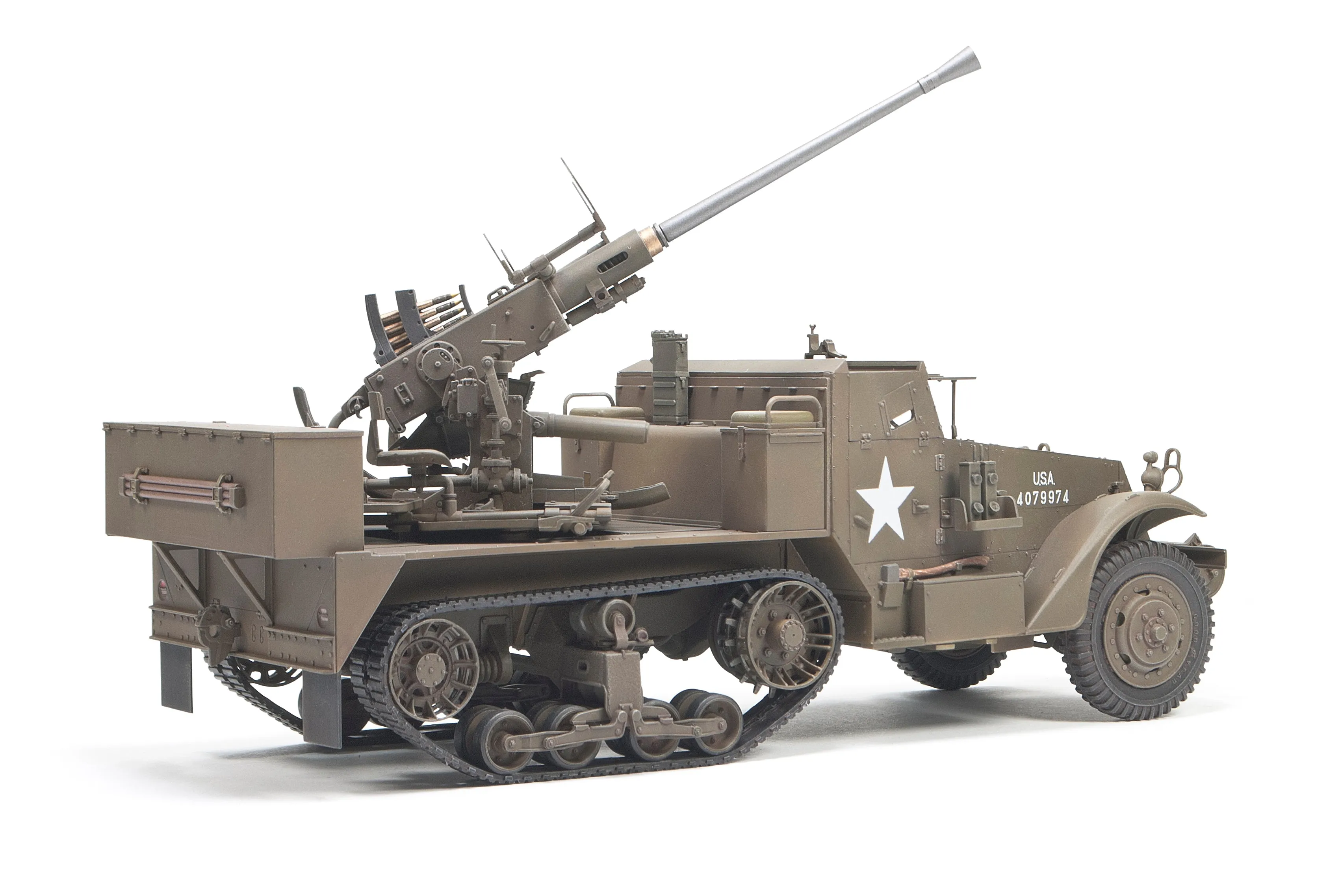 AFV Club 1/35 US Army M34 40mm Self-Propelled Anti-Aircraft Gun Motor Carriage Halftrack Korean War Kit