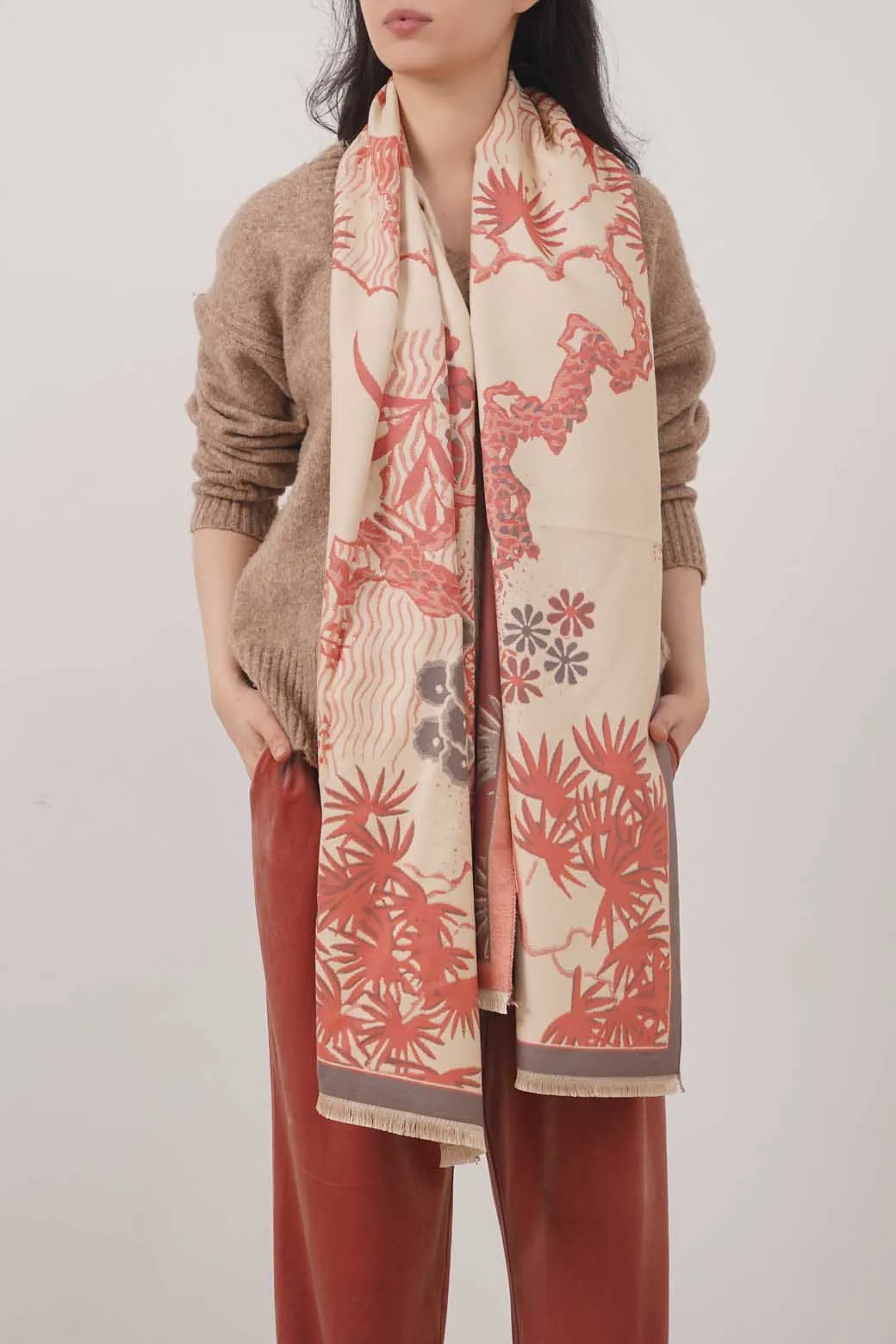 CONTRAST FLORA PRINT SCARF