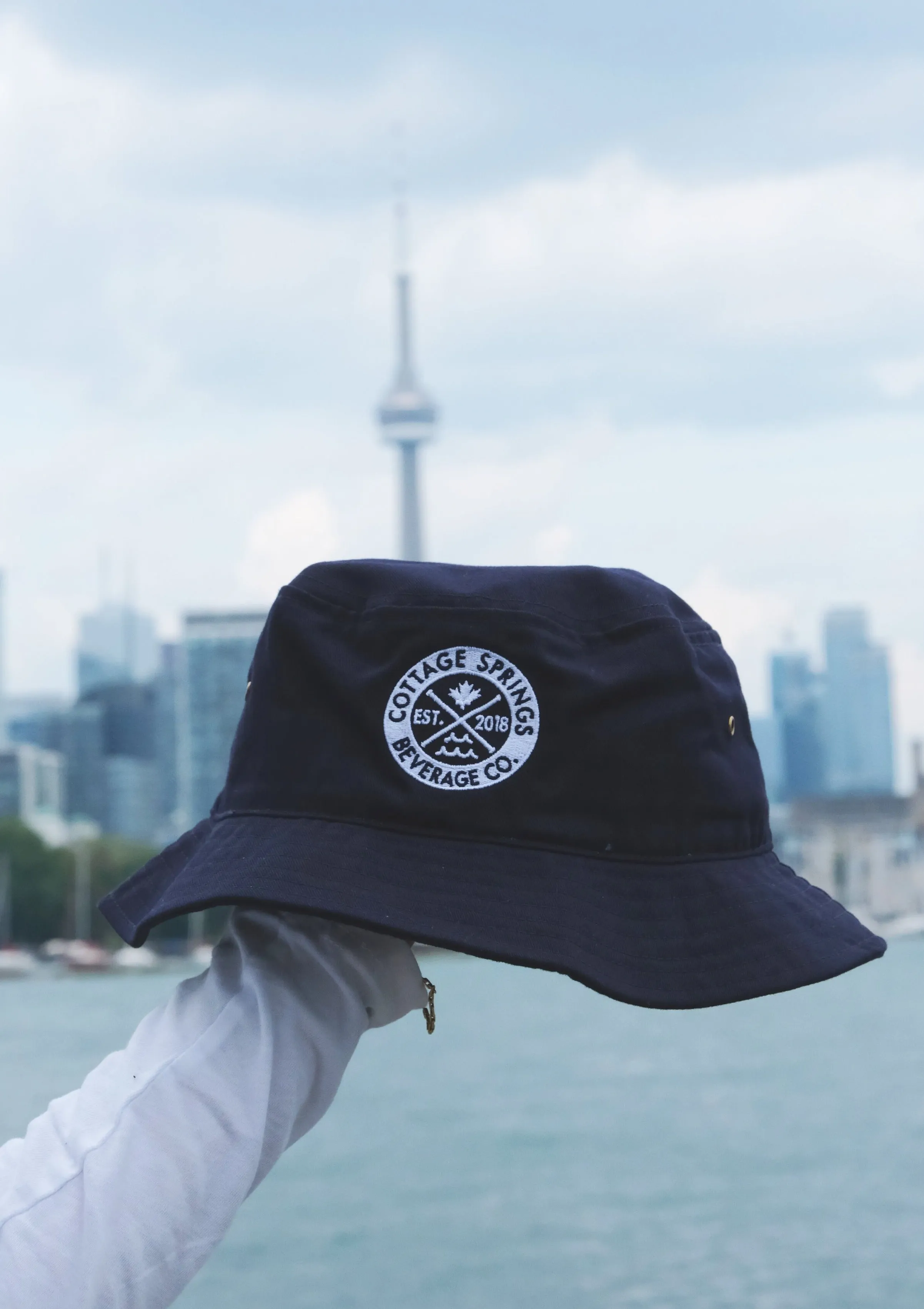 Cottage Springs Bucket Hat - Navy