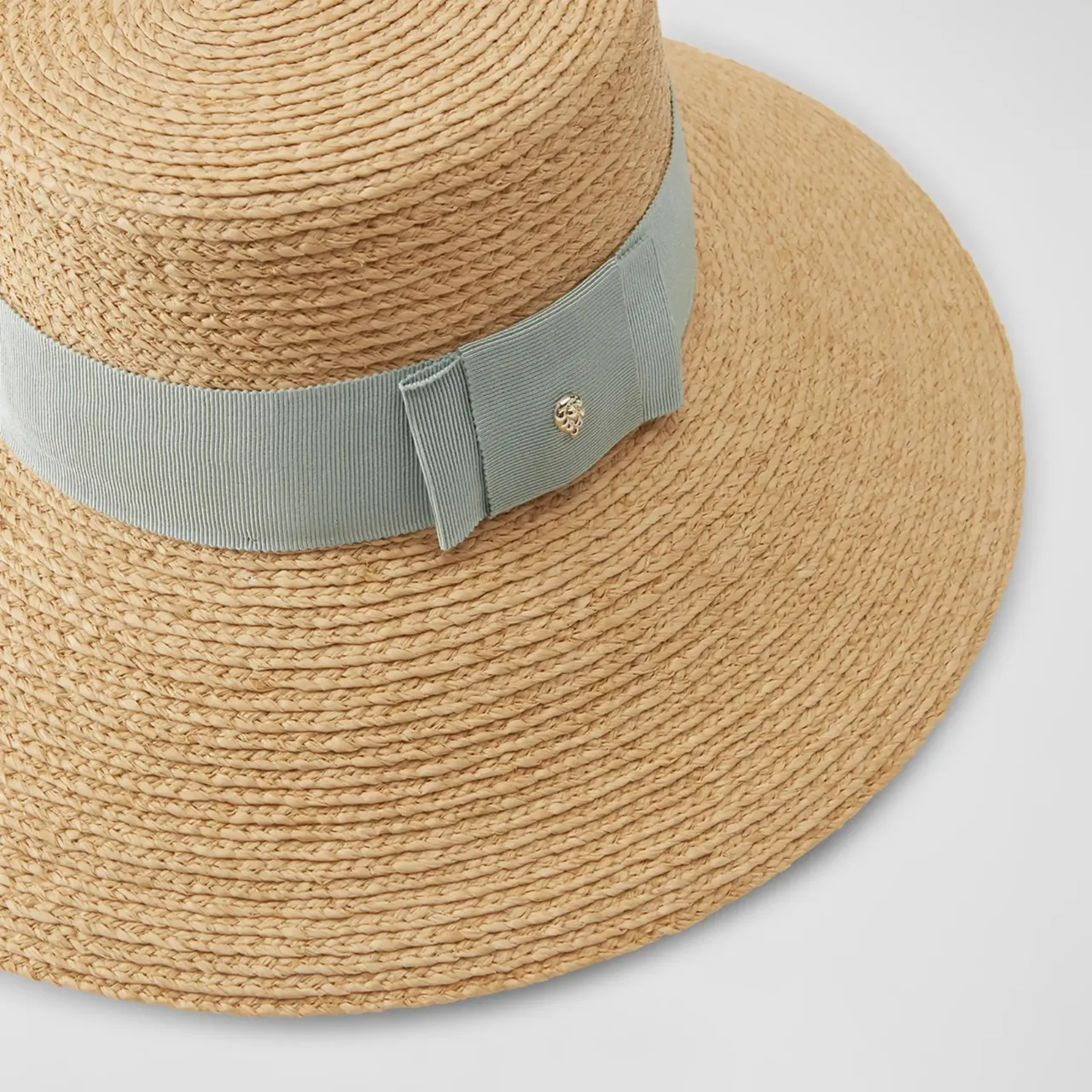 Easton Hat in Natural/Chalk Blue