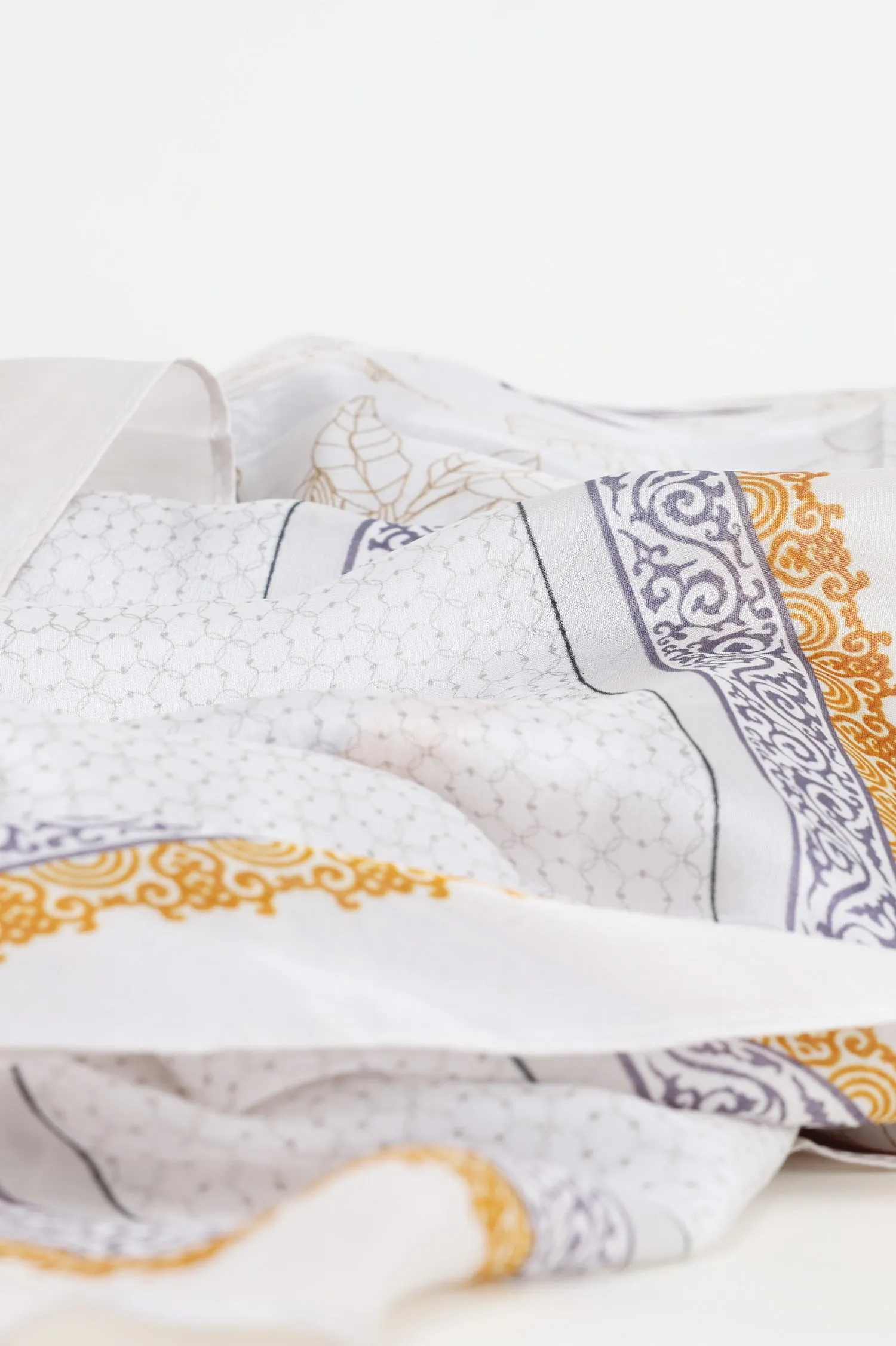 FLORA CHIFFON SCARF-WHITE