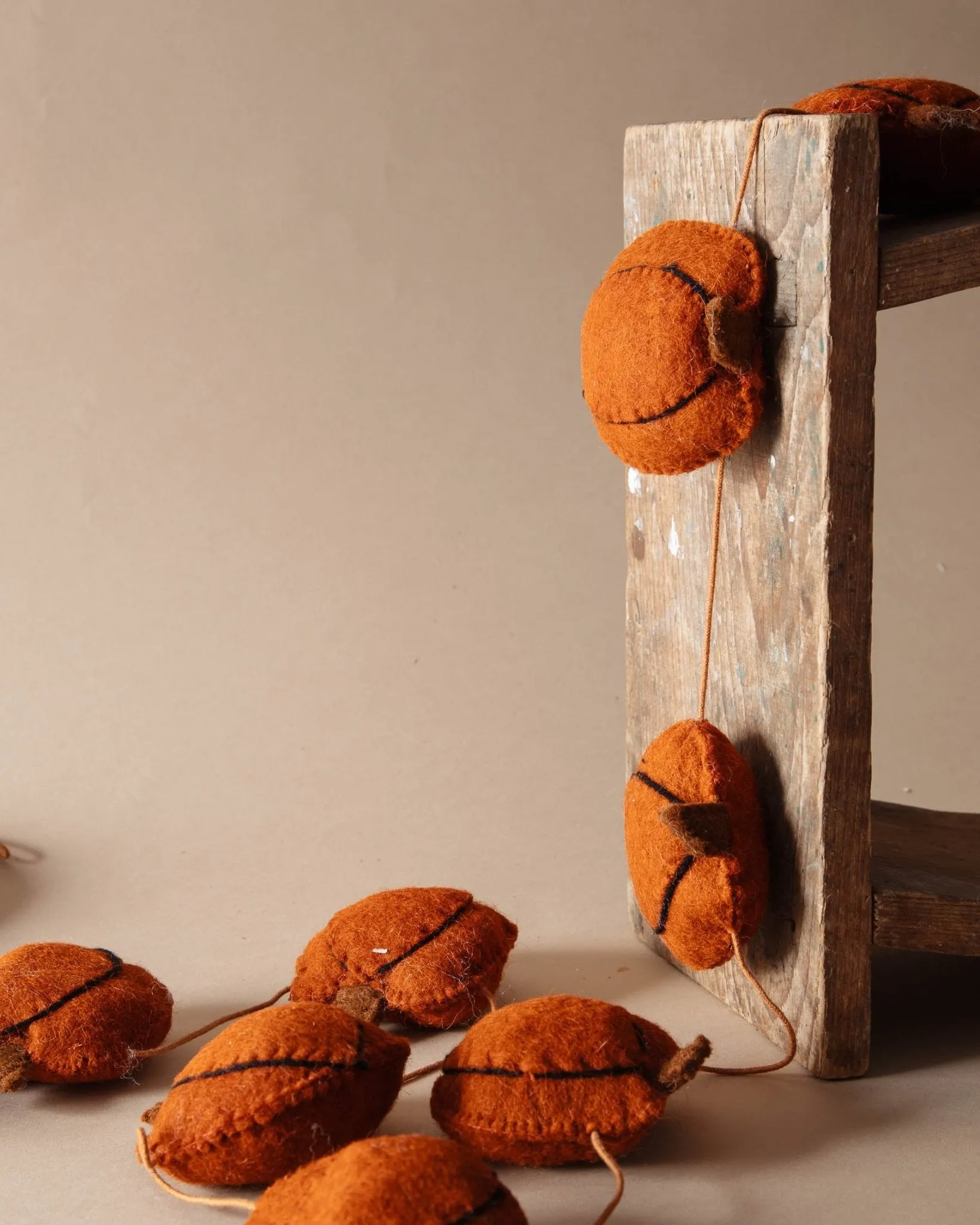 Handmade Wool Felt Pumpkin Garland