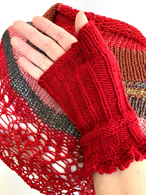 Laces fingerless mittens